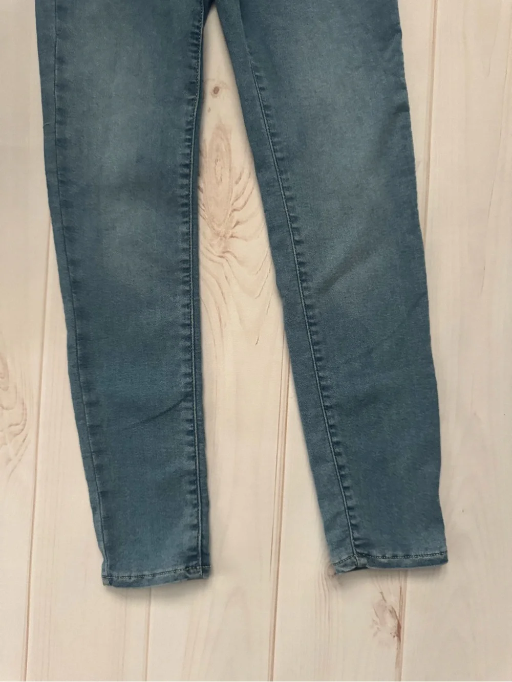 Old Navy High-Rise Rockstar Jeggings